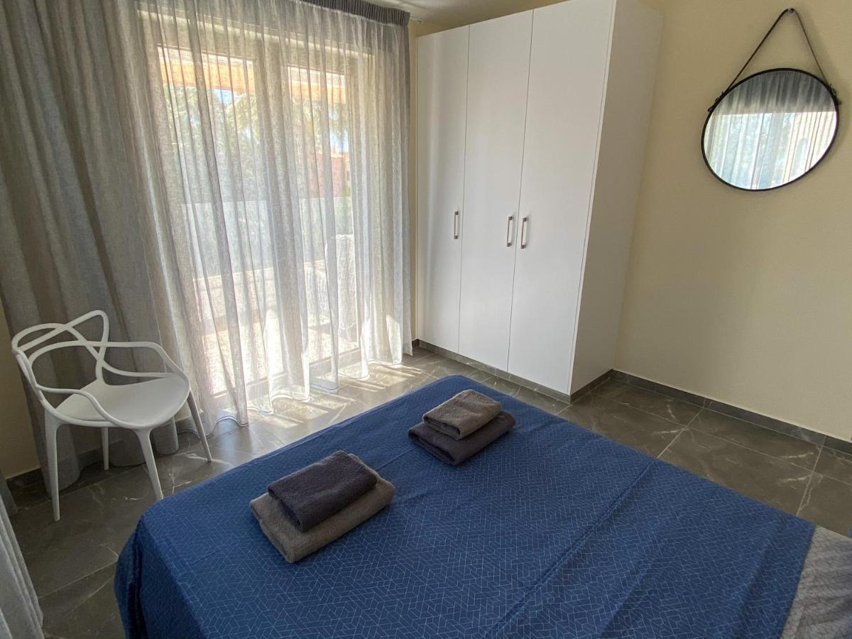 Luxury Villa Roma Near The Beach Coral Bay Exterior foto
