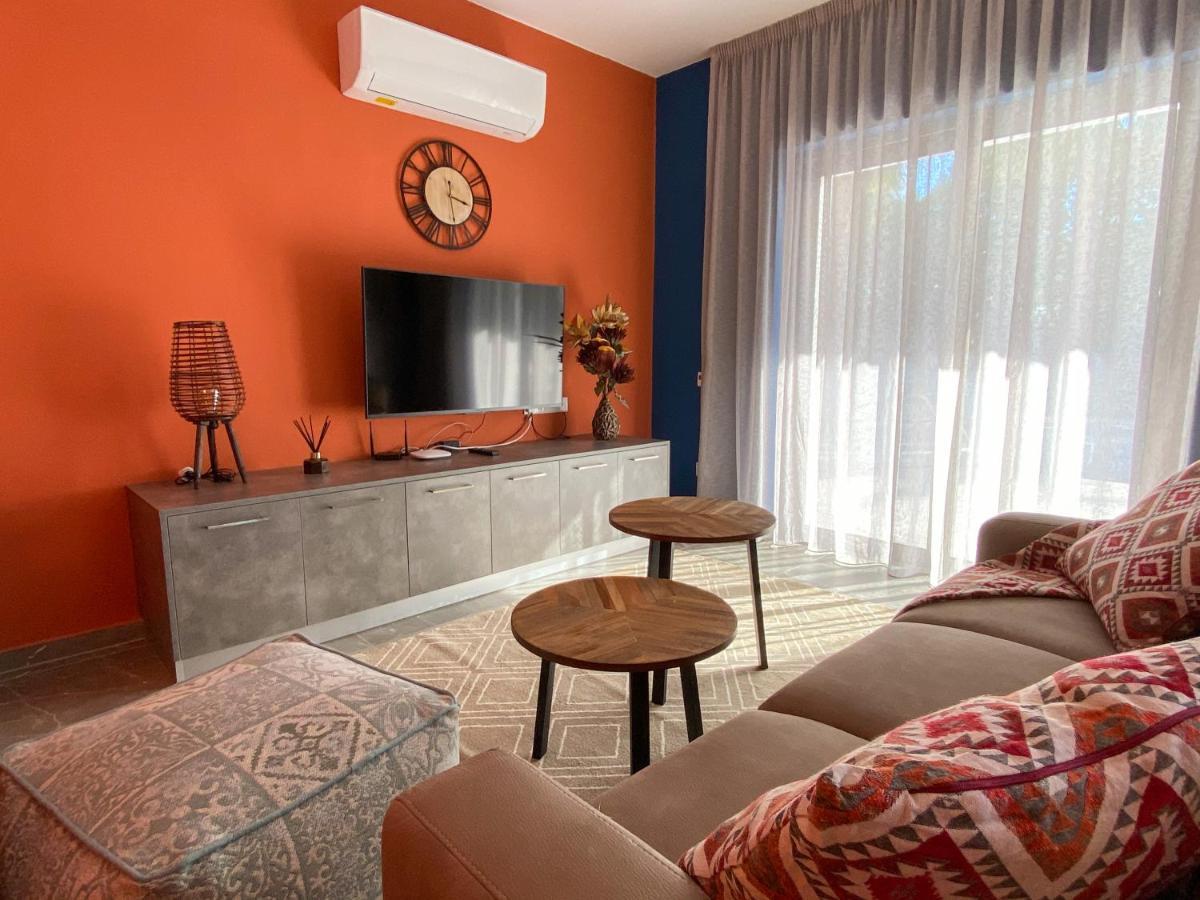 Luxury Villa Roma Near The Beach Coral Bay Exterior foto