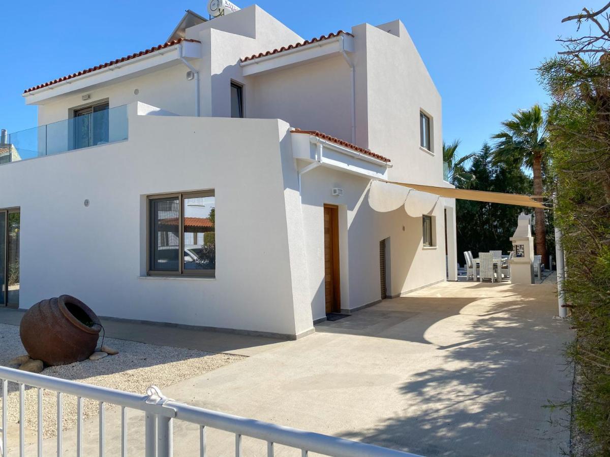 Luxury Villa Roma Near The Beach Coral Bay Exterior foto