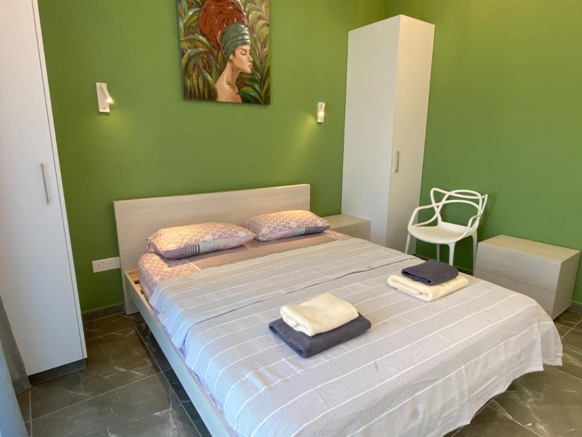 Luxury Villa Roma Near The Beach Coral Bay Exterior foto