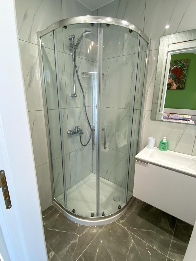 Luxury Villa Roma Near The Beach Coral Bay Exterior foto